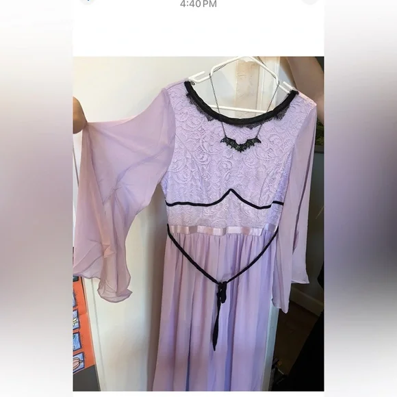 Lily Munster costume size 8-12 - Picture 13 of 15